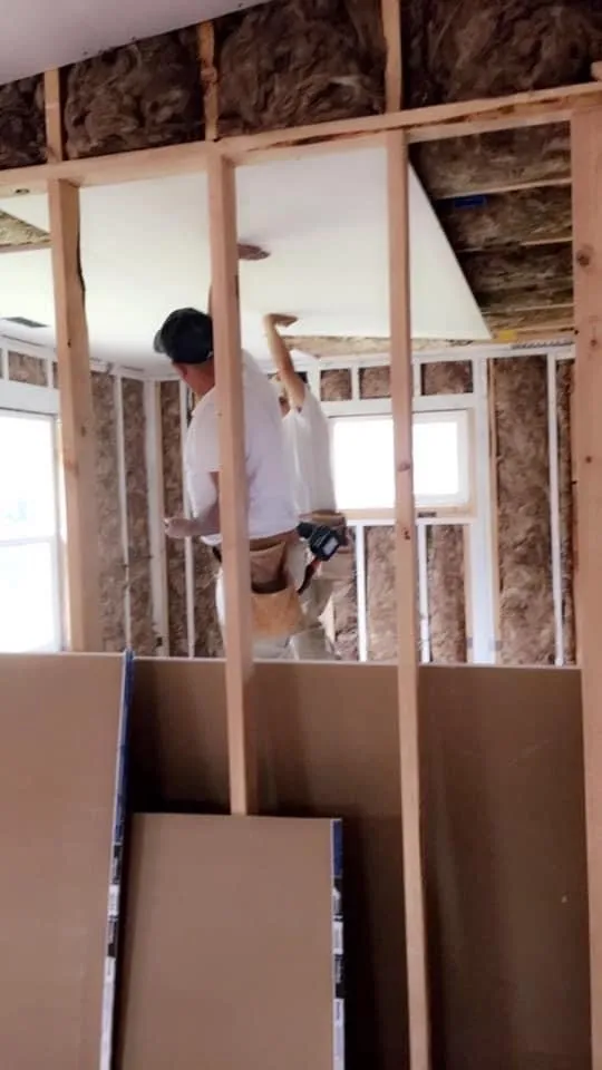 Slide of Master Hand Construction Services