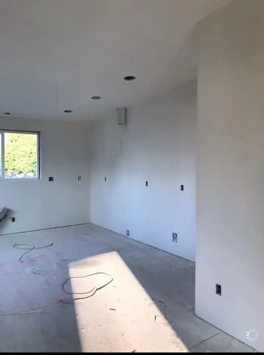 Slide of Master Hand Construction Services