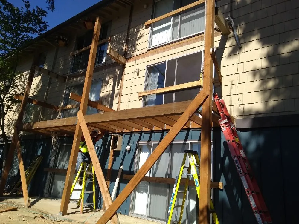 Slide of Master Roof Experts