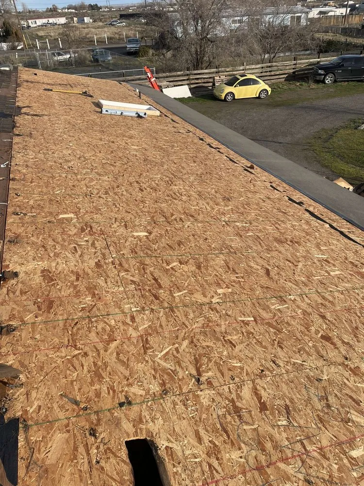 Slide of Master Roofing & Flooring