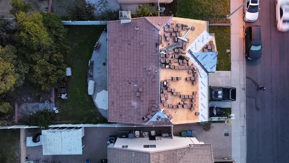 Slide of Master Roofing