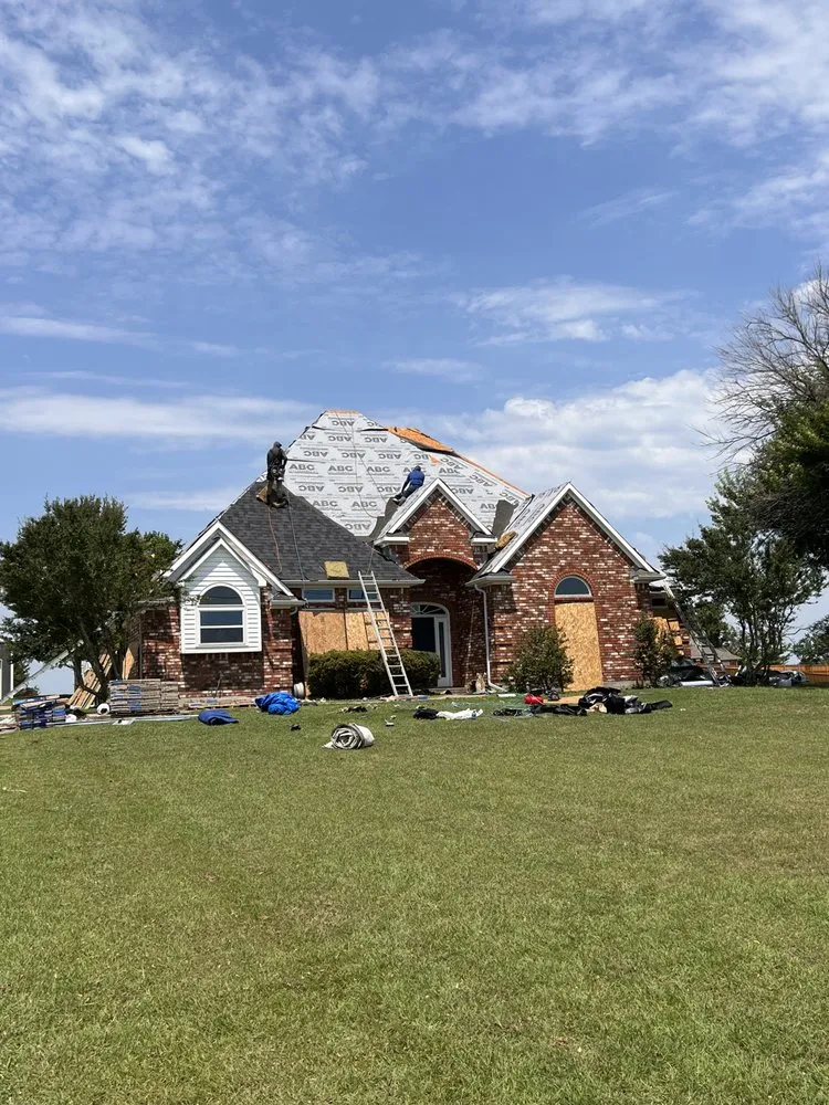 Slide of Master Roofing