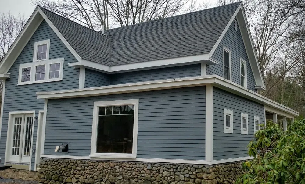 Trusted roof leak repair for residential properties across Auburndale, MA - MasterCraft