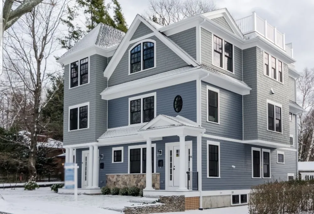 Top-rated shingle roofing service for homes across Auburndale, MA - MasterCraft