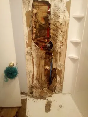 Masters Repairs & Remodeling Logo