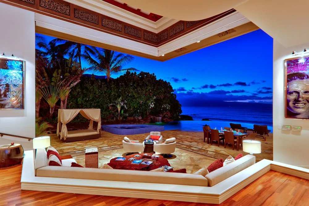 Licensed roof leak repair in Kailua-Kona, HI by Mauka Solutions