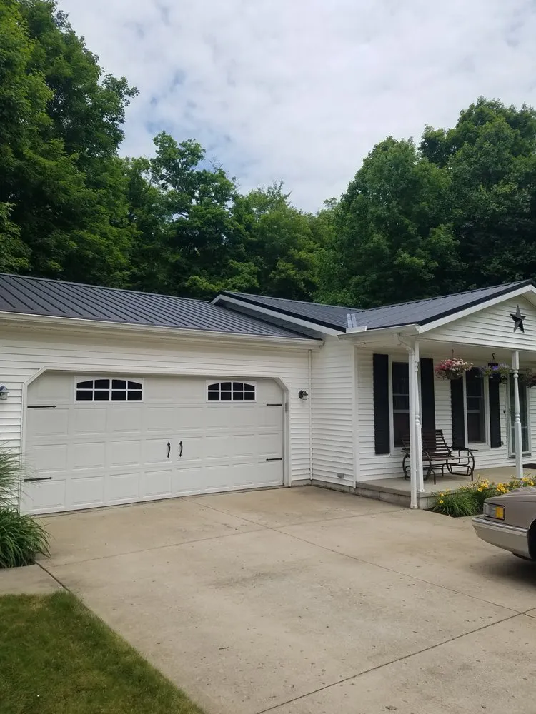 Slide of Mauz Roofing