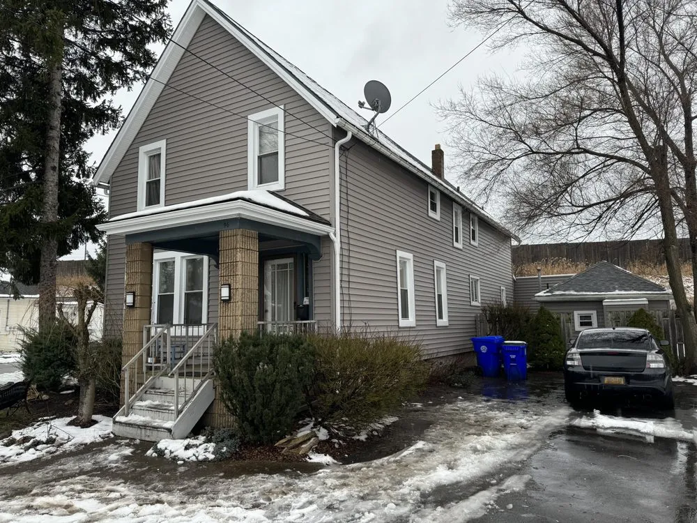 Slide of Mavbrant Construction