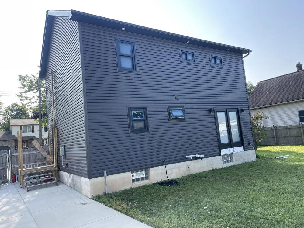 Slide of Mavbrant Construction