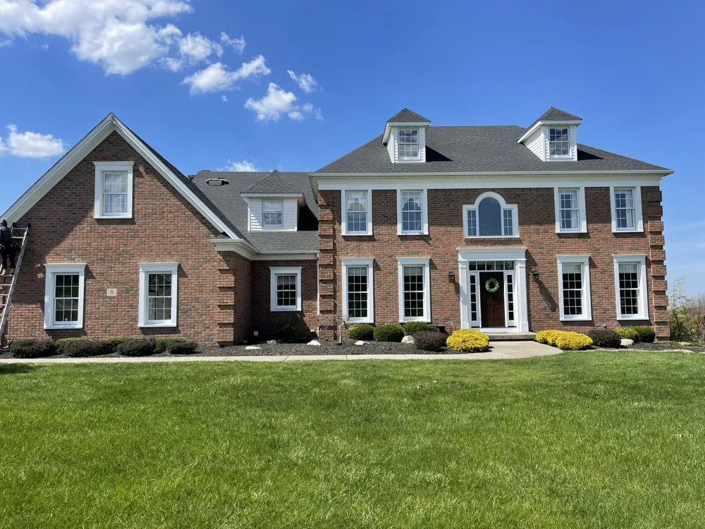 Slide of Mavbrant Construction