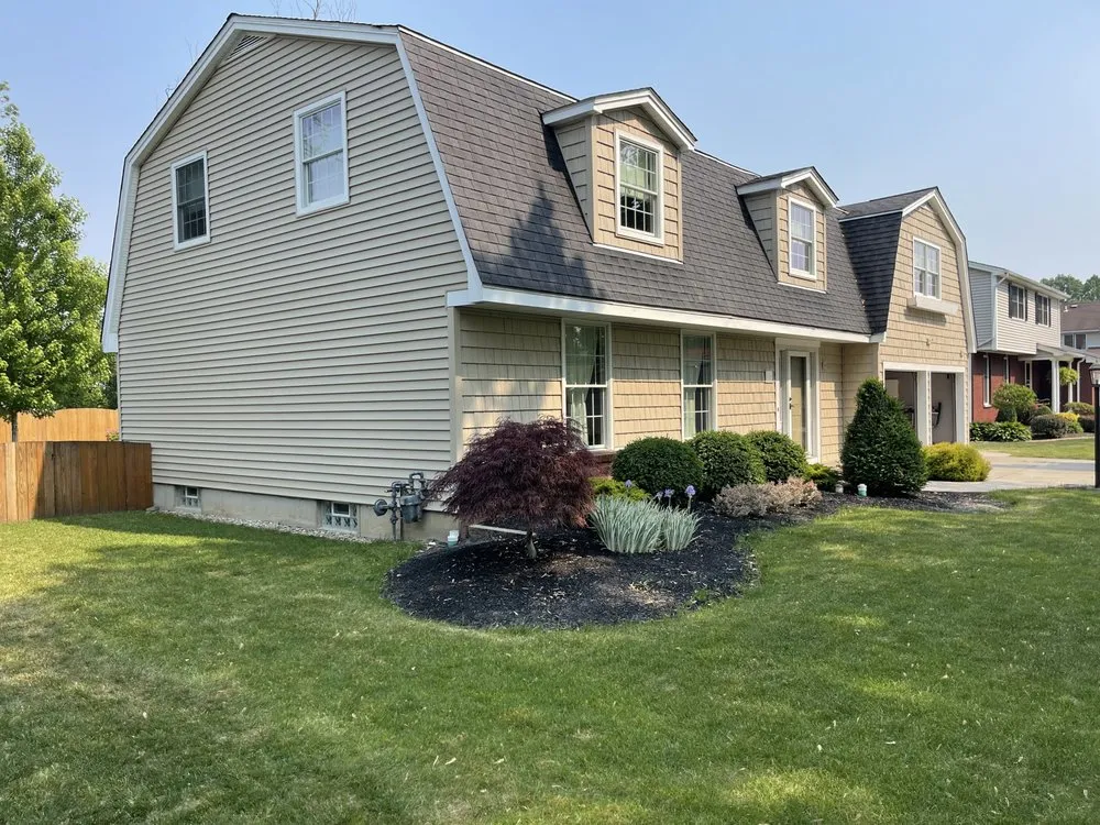 Slide of Mavbrant Construction