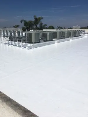 Maven Roofing Company Logo