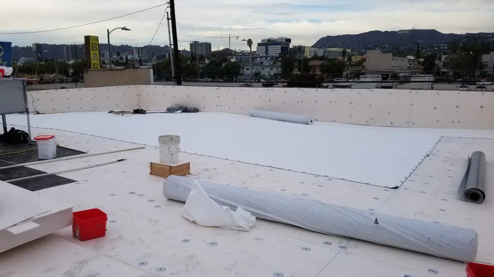 Slide of Maverick Roofing