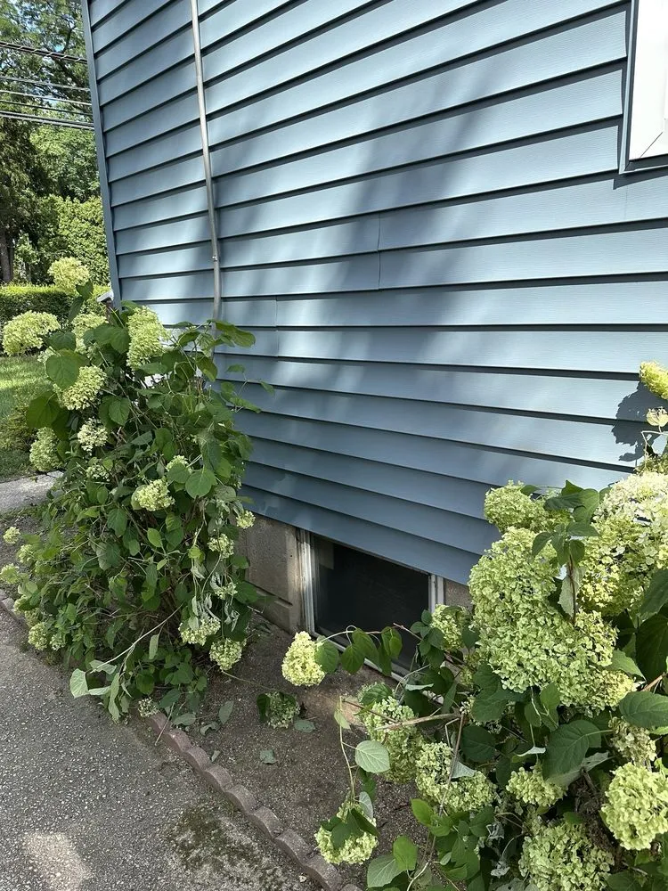 Slide of Max Pro Roofing