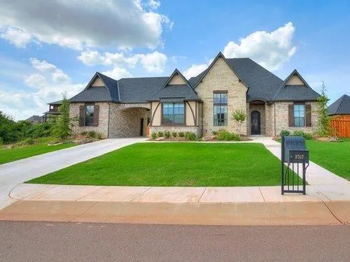 Slide of Max Roofing & Restoration