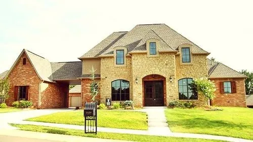 Slide of Max Roofing & Restoration