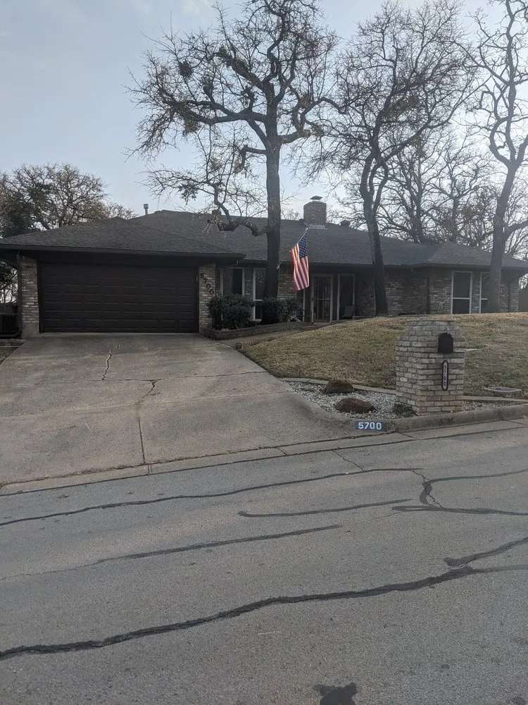 Slide of Maxim Construction Group