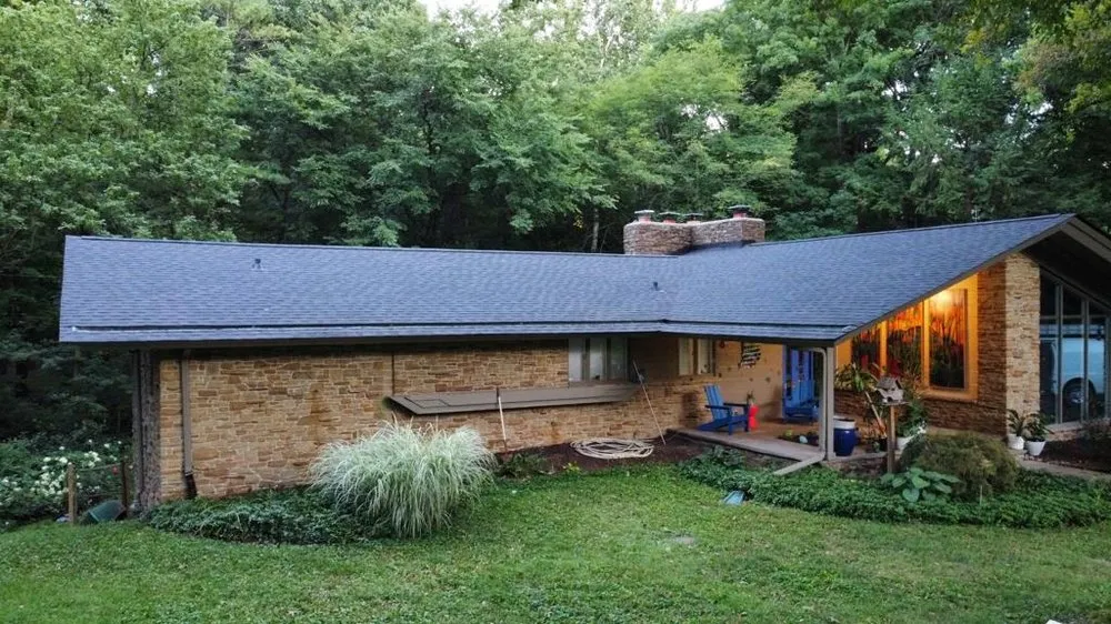 Emergency roof repair for homes in Clayton, IN by Maximond Company