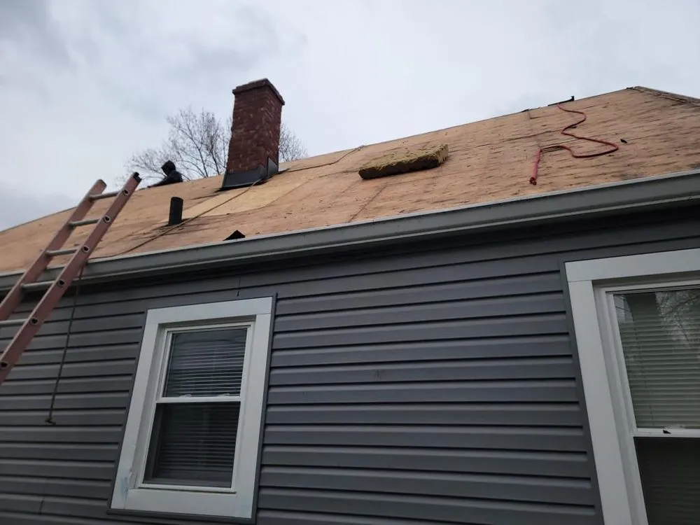 Professional roof repair near you in Clayton, IN by Maximond Company