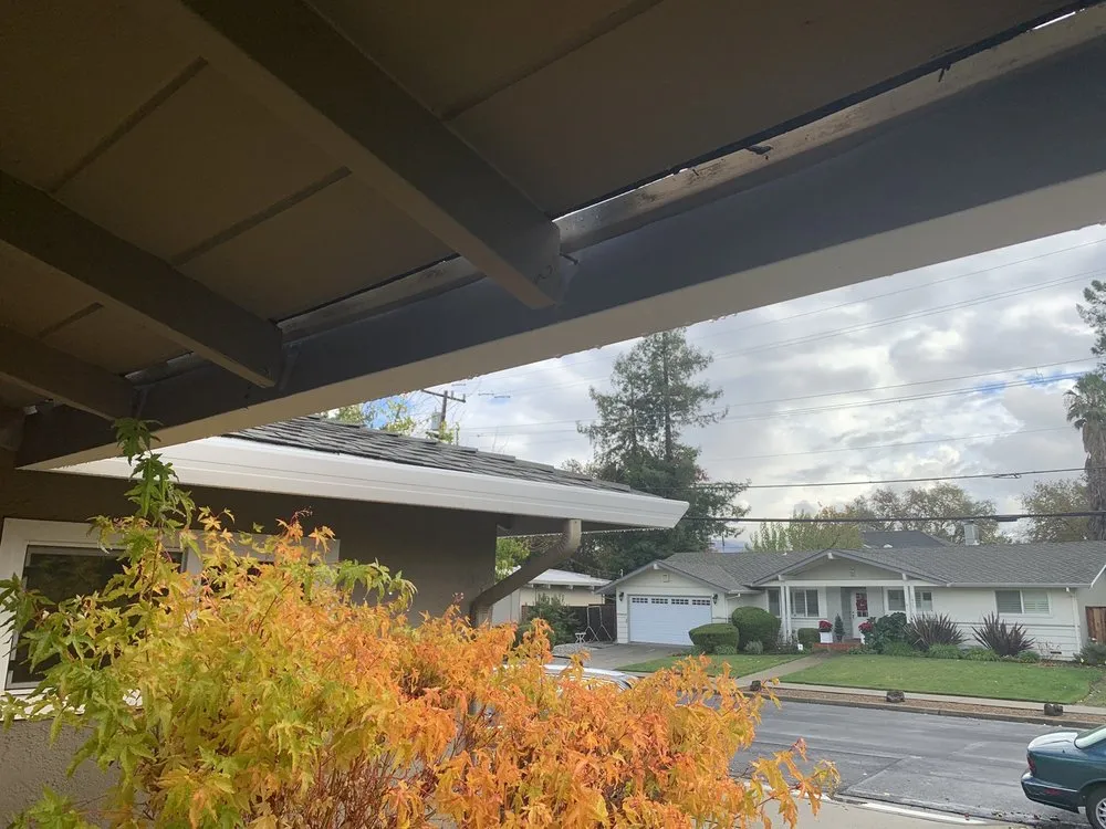 Slide of Maximum Roofing