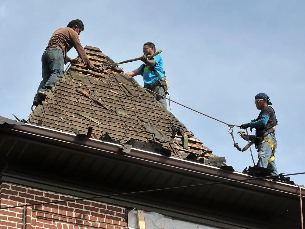 Slide of Maximus General Contracting