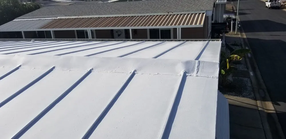 Slide of Maximus Roofing