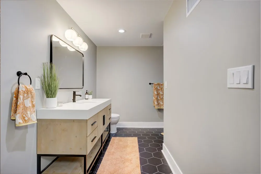 Slide of Maxwell Building Services