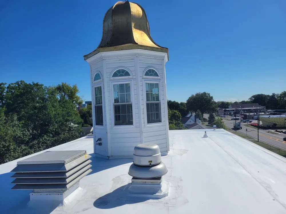 Slide of Maxwell Roofing