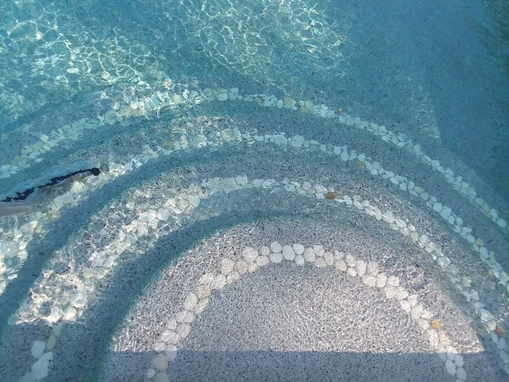 Slide of Maya Roofing General Contractor