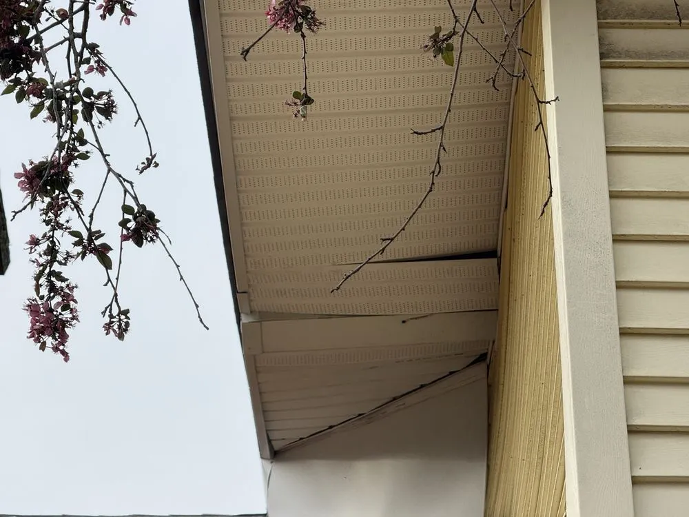 Slide of Maycon Construction Services