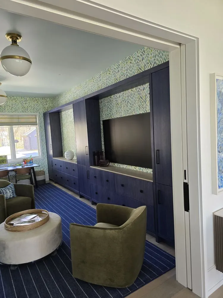 Slide of Mayen construction