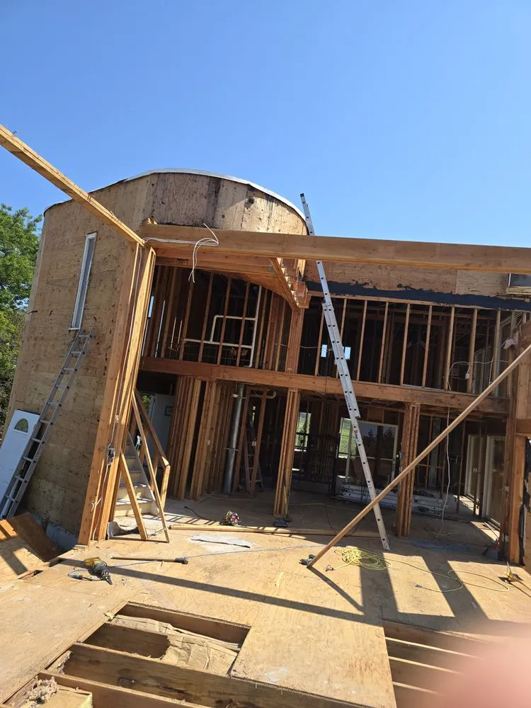 Slide of Mayen construction