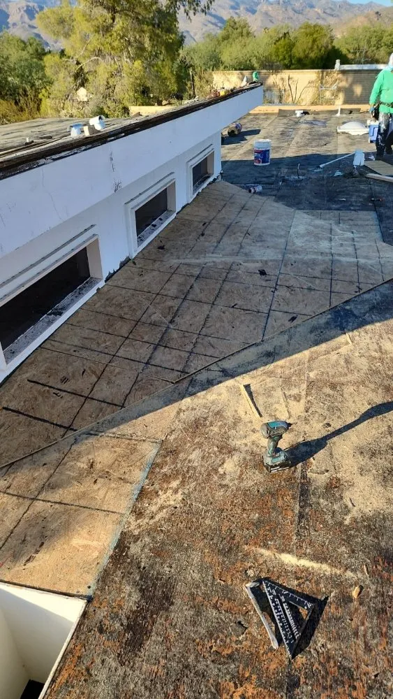 Slide of Mayitos Roofing