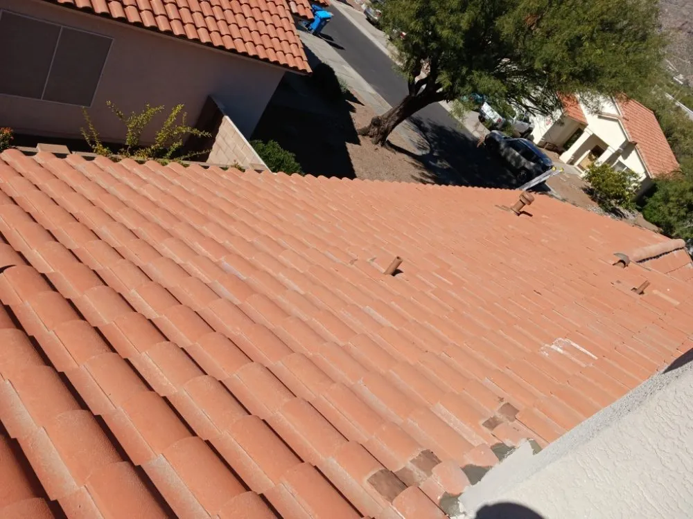 Slide of Mayitos Roofing