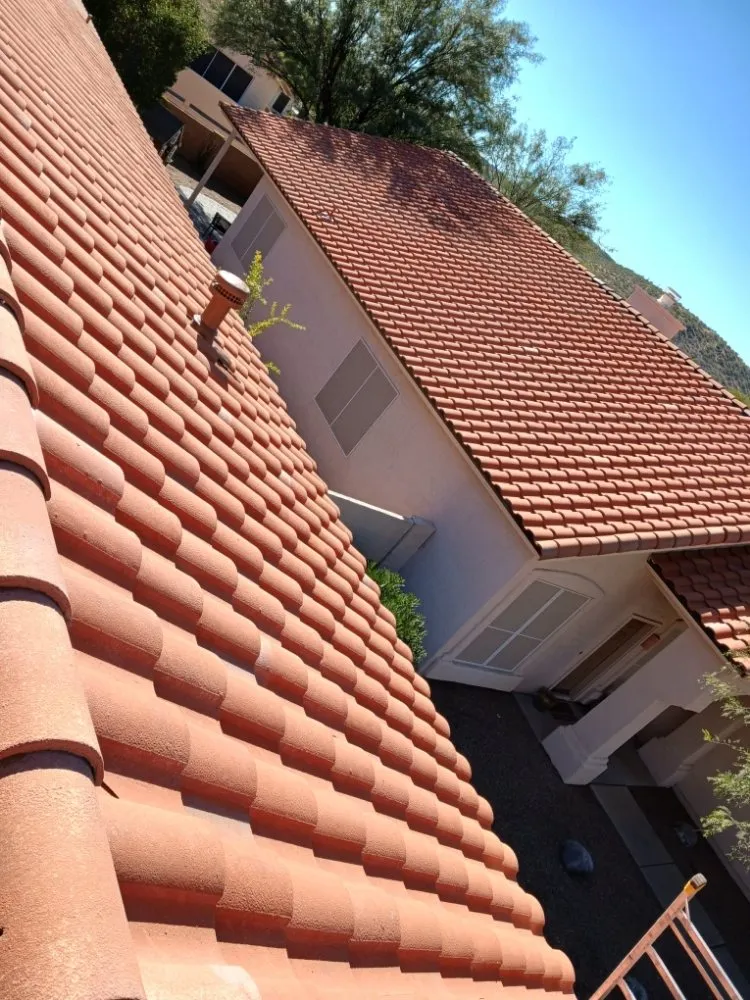 Slide of Mayitos Roofing