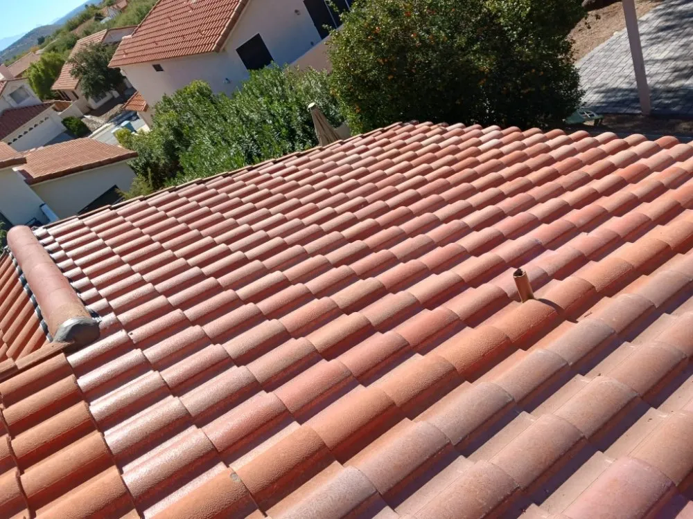 Slide of Mayitos Roofing