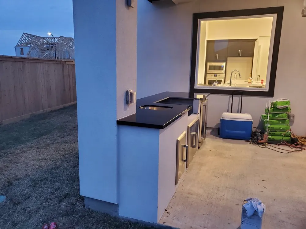 Slide of Mayra's Contracting Services