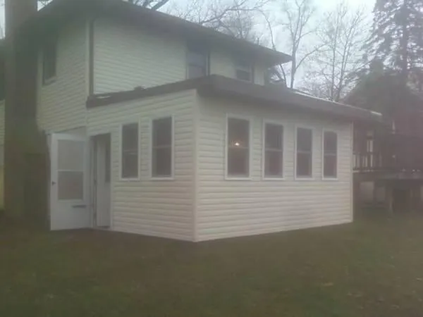 Expert shingle roofing service for fast service in Palm, PA by MB Roofing