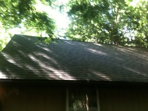 Licensed residential roofing service experts serving Palm, PA - MB Roofing