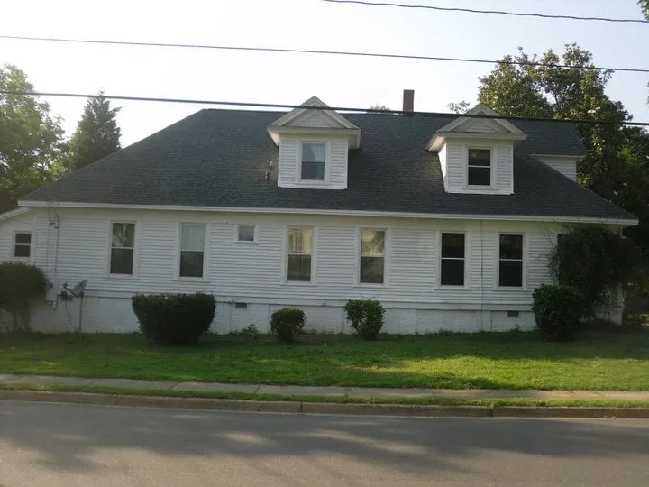 Slide of MBA Roofing - Hickory