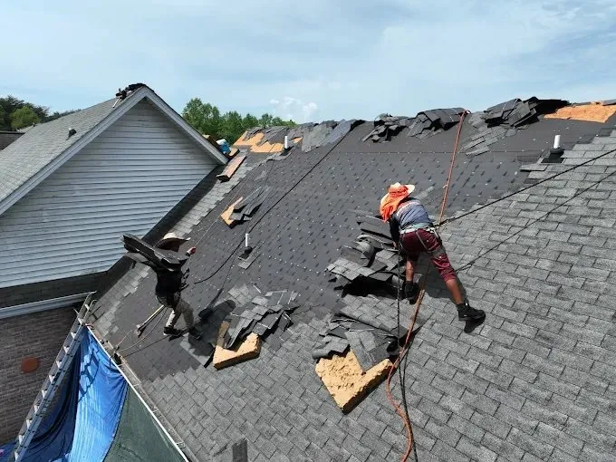 Slide of MBA Roofing - Hickory