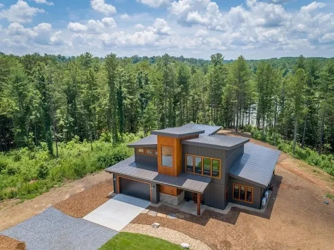 Slide of MBA Roofing of Statesville