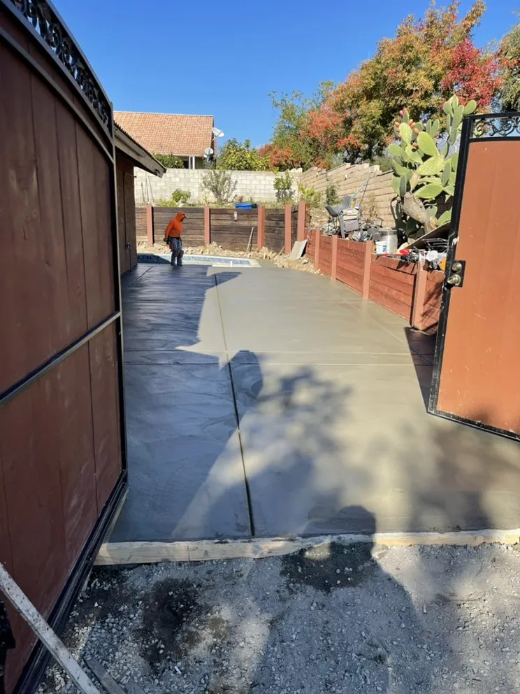 Slide of Mc Construction