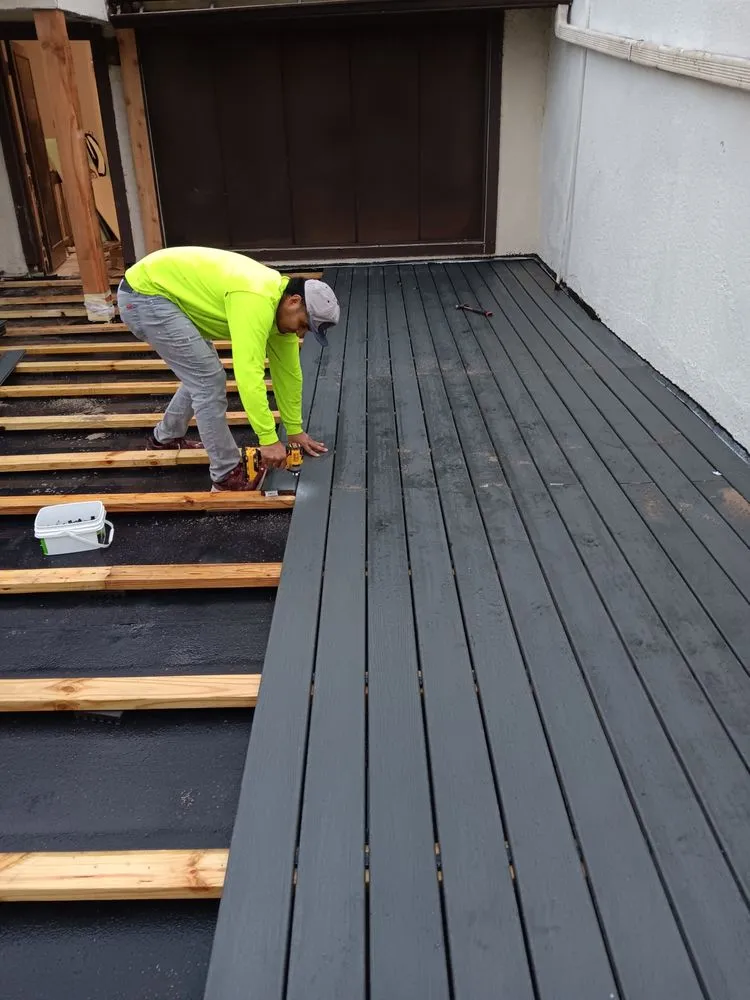 Slide of Mc Multiservice