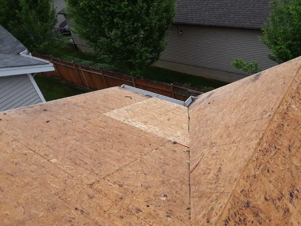 Slide of MC Roofing & Construction