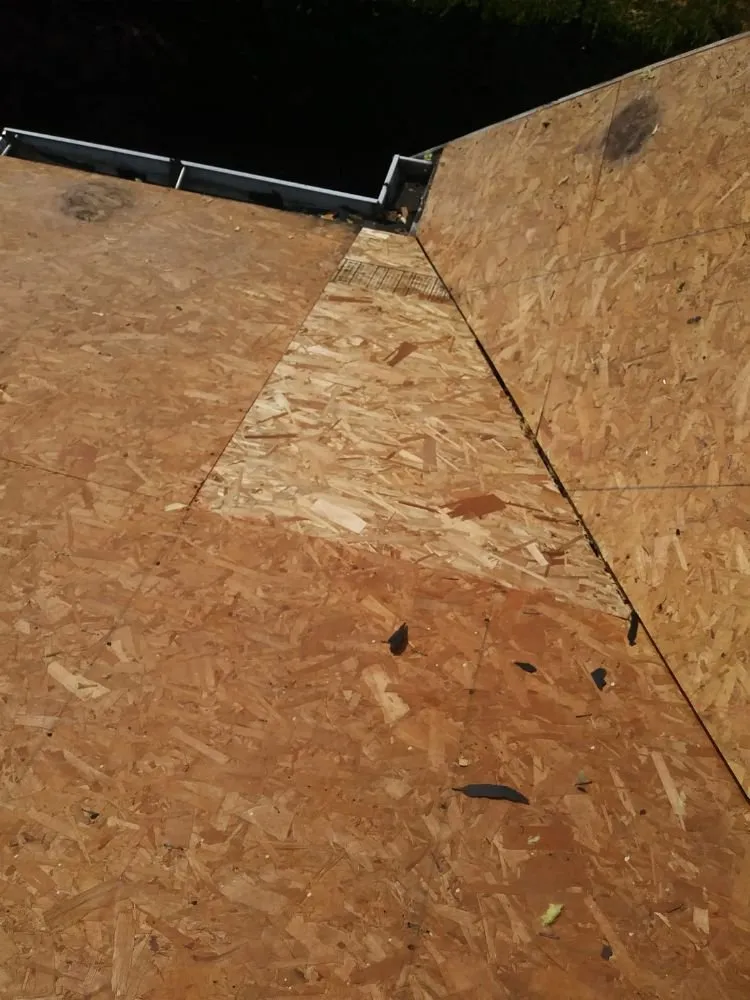 Slide of MC Roofing & Construction