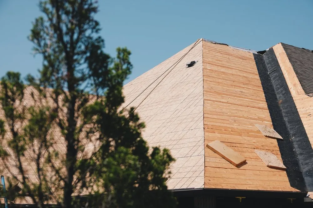 Slide of McCann's Roofing & Construction