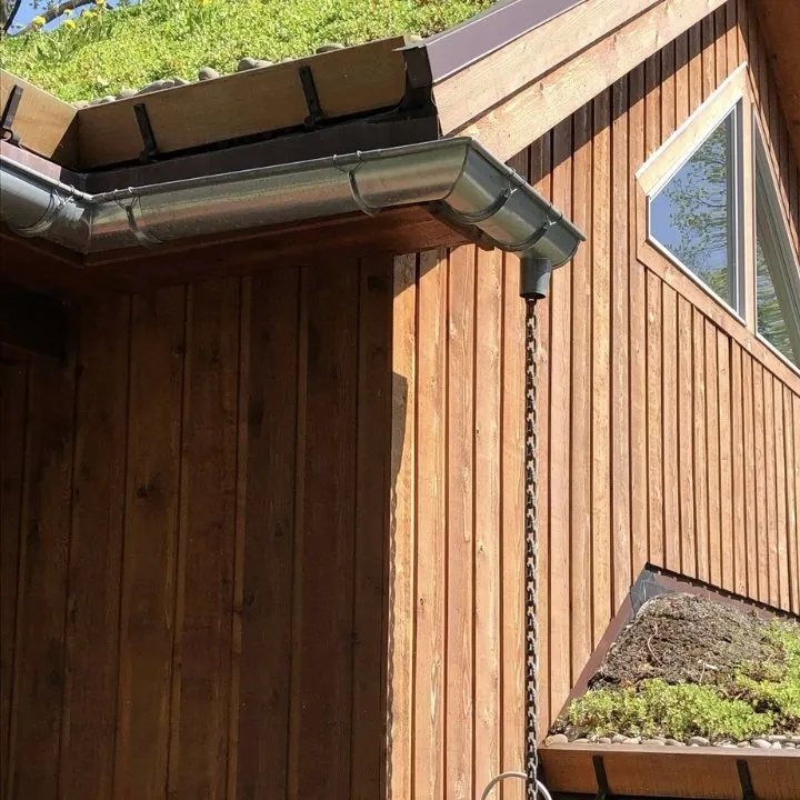 Slide of McCarthy Seamless Gutters