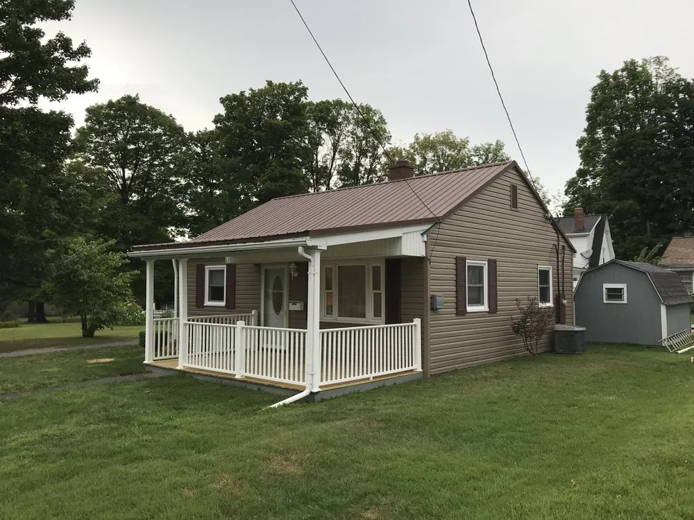 Slide of McCowien Construction