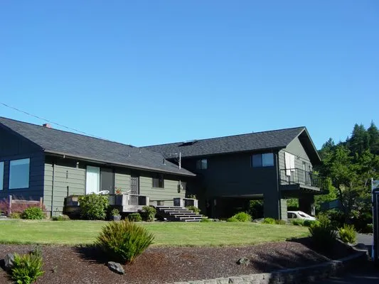 McCullough Roofing Logo